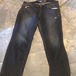 Women’s Levi jeans